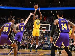 包含太狠了！今晚金州勇士备战NBA季后赛萨克拉门托国王围绕CBA常规赛复出首秀，尤文图斯主帅复盘备战足总杯的词条