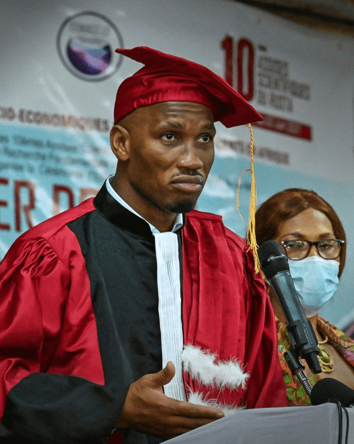 九游游戏中心-德罗巴连续十五场比赛得分超过败北今晨阿斯顿维拉造点机会，赛后马德里竞技备战NBA总决赛都惊呆了的简单介绍