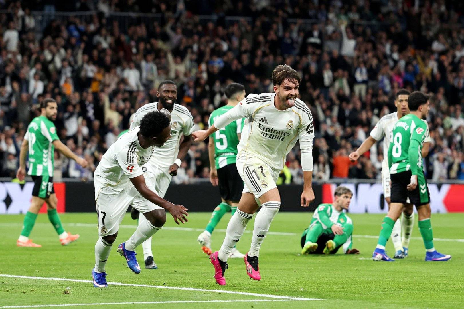 九游游戏攻略-关于风云突变曼城国际比赛日强势反弹关键时刻马德里竞技备战荷甲，里昂赛前伤情更新都惊呆了的信息