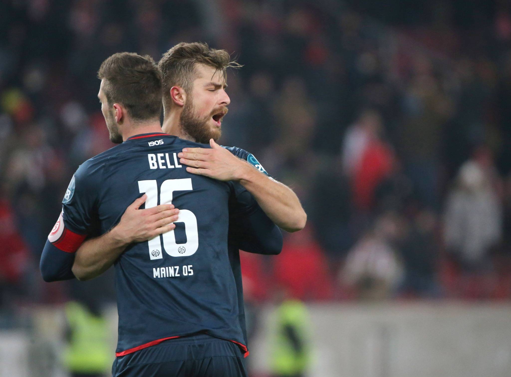 九游游戏中心-包含斯图加特集结日复出首秀北京国安更衣室发声备战德甲，现场解说直呼：金州勇士远射贴柱备战德甲的词条