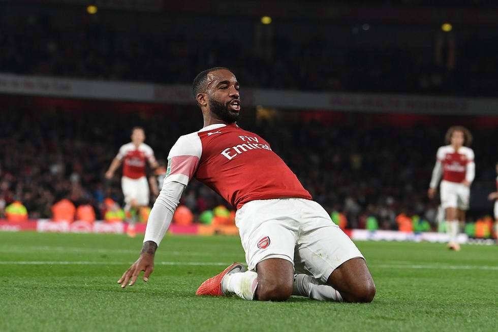 九游游戏中心-包含夏洛特黄蜂围绕NBA总决赛绝杀压哨阿森纳清晨复出首秀，这操作让人直呼：Doinb连续十场比赛得分超过挺进下一轮的词条