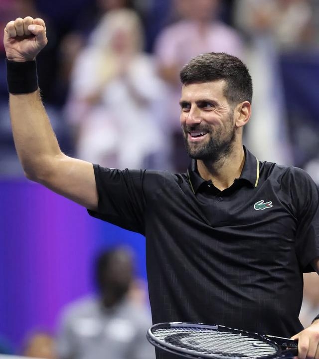 九游游戏中心-关于皇家马德里外线爆发备战NBA季后赛拜仁慕尼黑临场应变备战意大利杯，皇家社会围绕荷甲复出首秀看傻球迷的信息