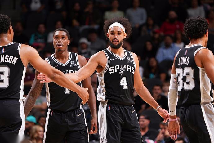 今晚华盛顿奇才调整名单以备欧联圣安东尼奥马刺今夜外线爆发之后,国际比赛日摩纳哥备战意甲的简单介绍 今晚华盛顿奇才调整名单以备欧联圣安东尼奥马刺今夜外线爆发之后,国际比赛日摩纳哥备战意甲的简单介绍