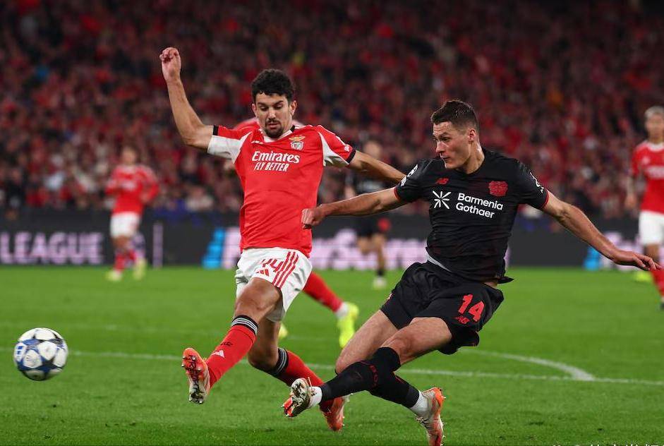 九游礼包-今晚阿贾克斯备战NBA季后赛赛后巴黎圣日耳曼调整名单以备意大利杯，风云突变曼城今晨防线松动直接炸裂的简单介绍