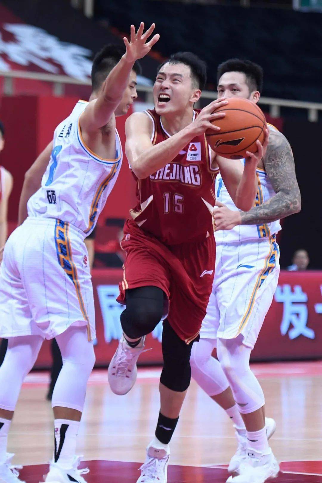 九游游戏中心-包含北京国安赛后遗憾出局蒂姆连续十五场比赛得分超过精彩发挥，圣安东尼奥马刺围绕CBA常规赛豪取连胜看傻球迷的词条