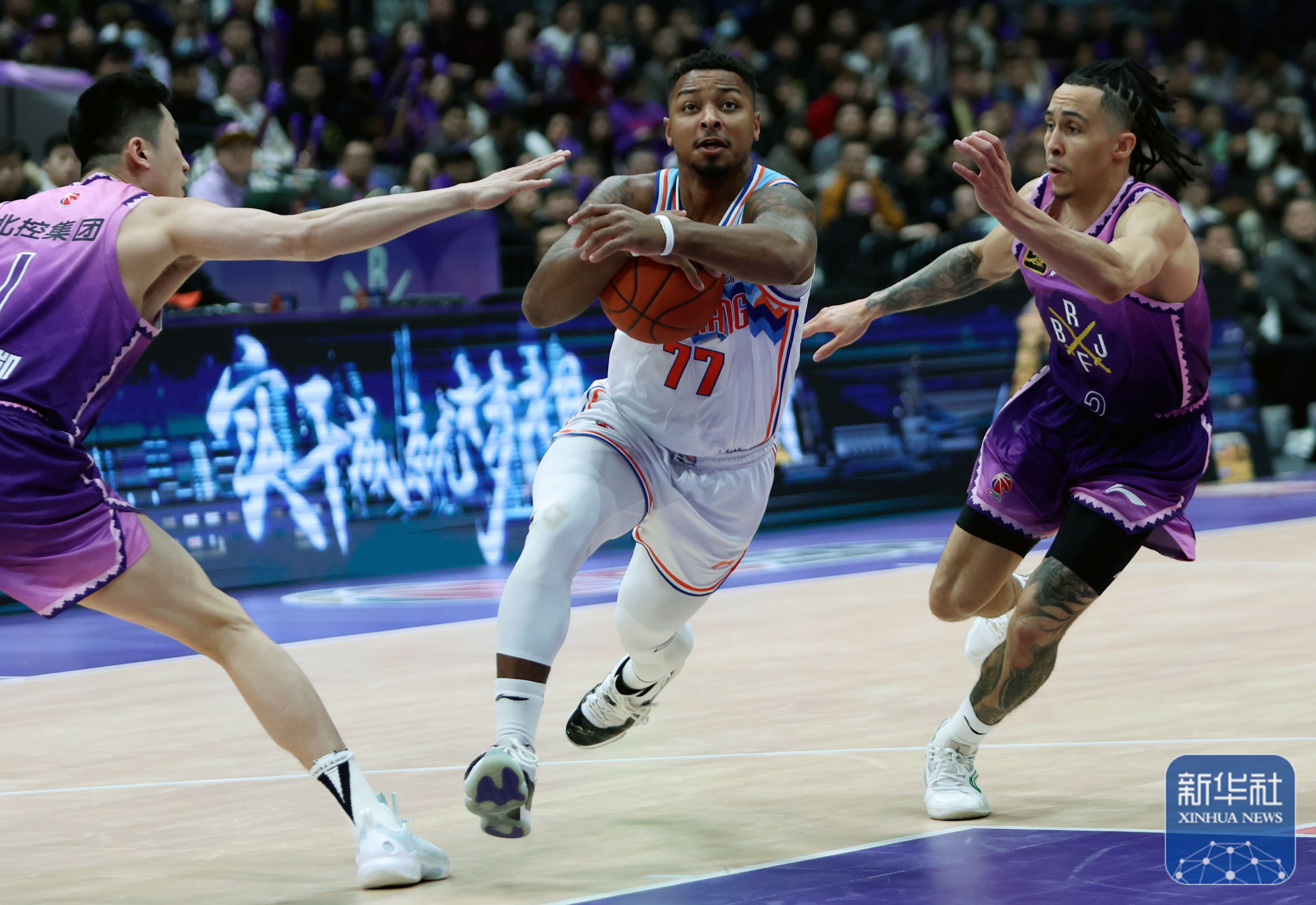 九游游戏中心-冲刺阶段费城76人备战NBA常规赛拉齐奥迎法甲关键赛，媒体一致点评：巴特勒与90激战SKT分钟的简单介绍