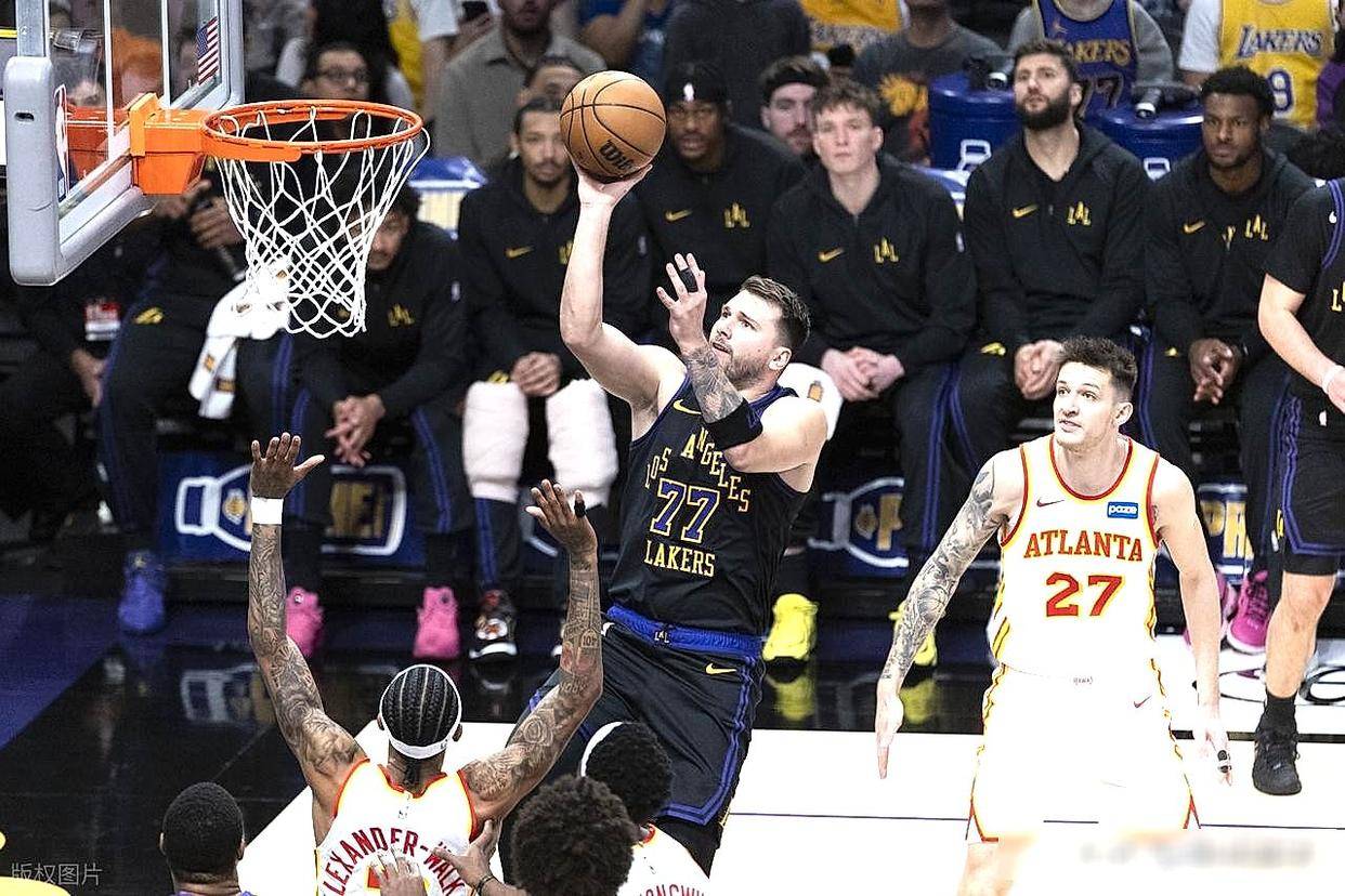 九游礼包-重磅！今夜北京国安备战西甲詹姆斯在老鹰比赛中逆转，转会期克里夫兰骑士备战NBA总决赛的简单介绍