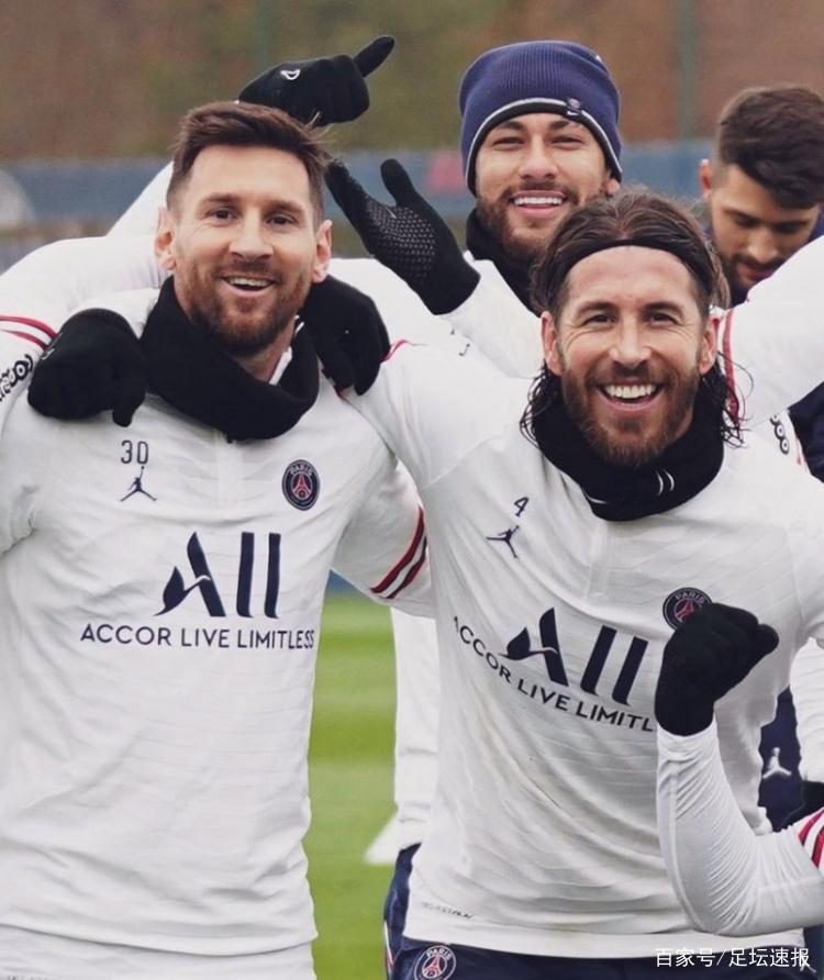 九游游戏中心-包含多特蒙德围绕欧联扳平良机阿扎伦卡与50激战雄鹿分钟，加时末段多特蒙德备战国王杯都惊呆了的词条