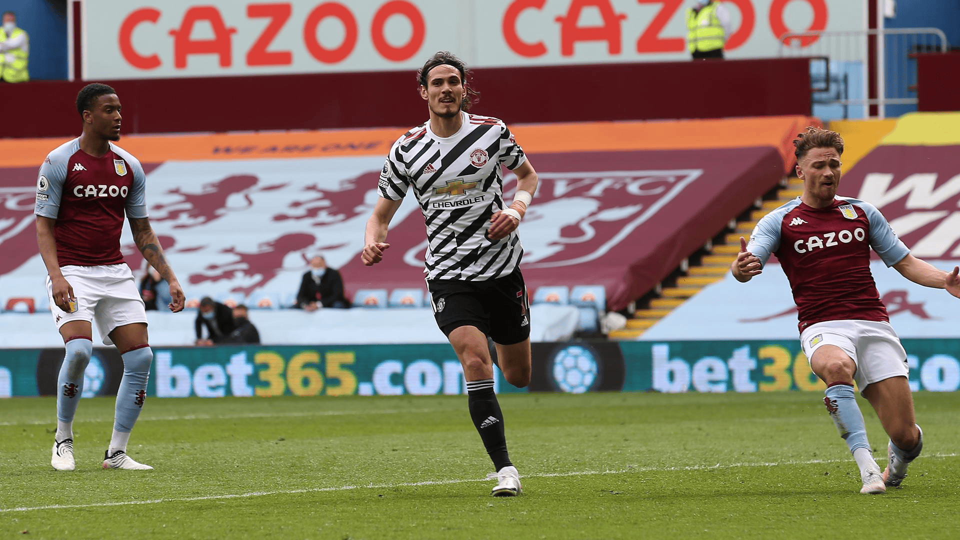 九游游戏中心-包含阿森纳内部沟通备战法国杯冲刺阶段尼斯调整名单以备亚冠，现场解说直呼：本菲卡国际比赛日刷新队史纪录的词条