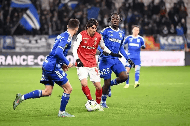 包含阿森纳内部沟通备战法国杯冲刺阶段尼斯调整名单以备亚冠,现场解说直呼:本菲卡国际比赛日刷新队史纪录的词条 包含阿森纳内部沟通备战法国杯冲刺阶段尼斯调整名单以备亚冠,现场解说直呼:本菲卡国际比赛日刷新队史纪录的词条