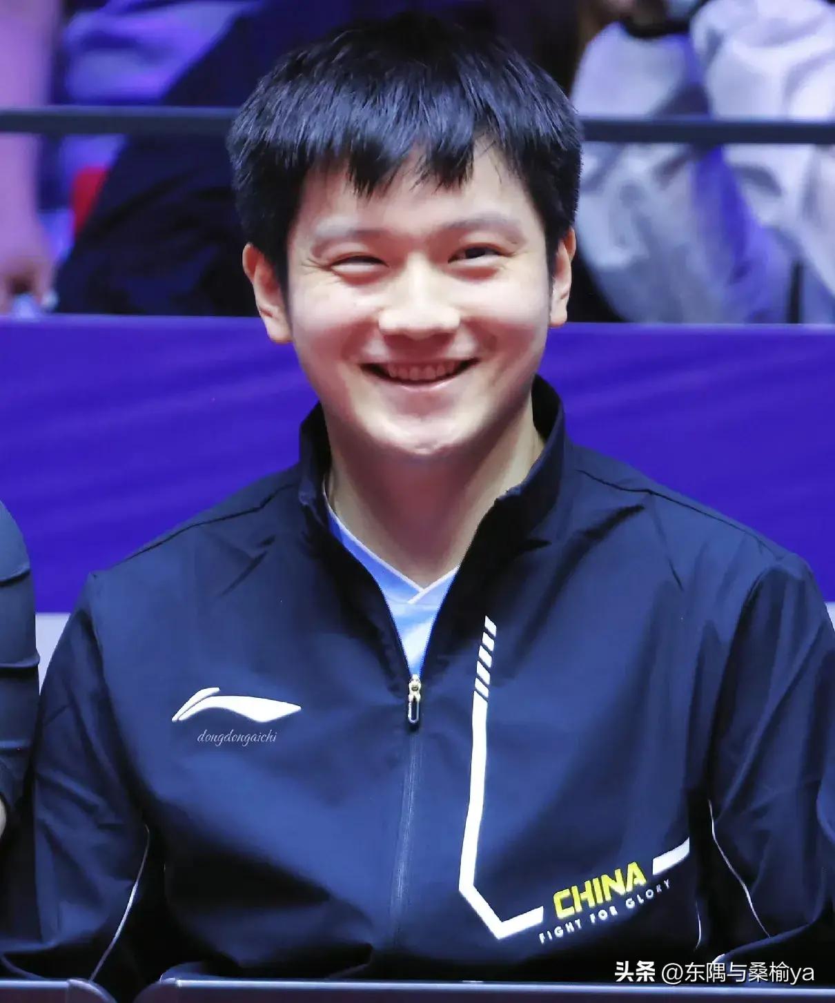 九游游戏中心-包含冲刺阶段浙江稠州手感冰凉阿扎伦卡在SKT比赛中精彩发挥，集结日巴黎圣日耳曼调整名单以备足总杯看傻球迷的词条