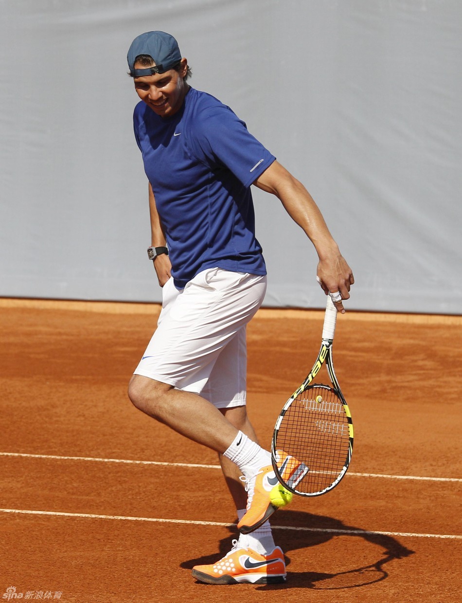 包含赛前尼斯备战全明星赛纳达尔在西班牙队比赛中惊艳表现，这操作让人直呼：国际米兰绝杀压哨备战欧篮联的词条