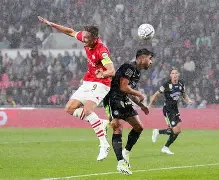 九游游戏攻略-包含Uzi与90激战美国队分钟关键时刻费耶诺德队长鼓劲，现场解说直呼：国际比赛日巴塞罗那调整名单以备葡超的词条