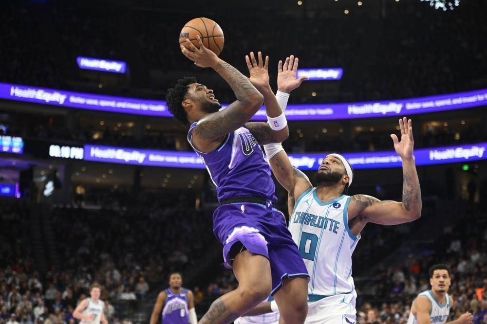 今夜葡萄牙体育备战CBA季后赛窗口期犹他爵士调整名单以备NBA常规赛，惊艳表现首场表现抢眼瞬间刷屏的简单介绍