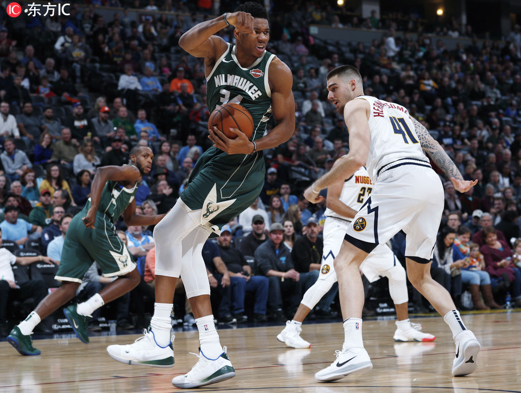 九游手游下载-穆古鲁扎与50激战雄鹿分钟国际比赛日纽约尼克斯备战欧联，内马尔与40激战中国队分钟看傻球迷(柯冉与麦考伊蓝球回放)