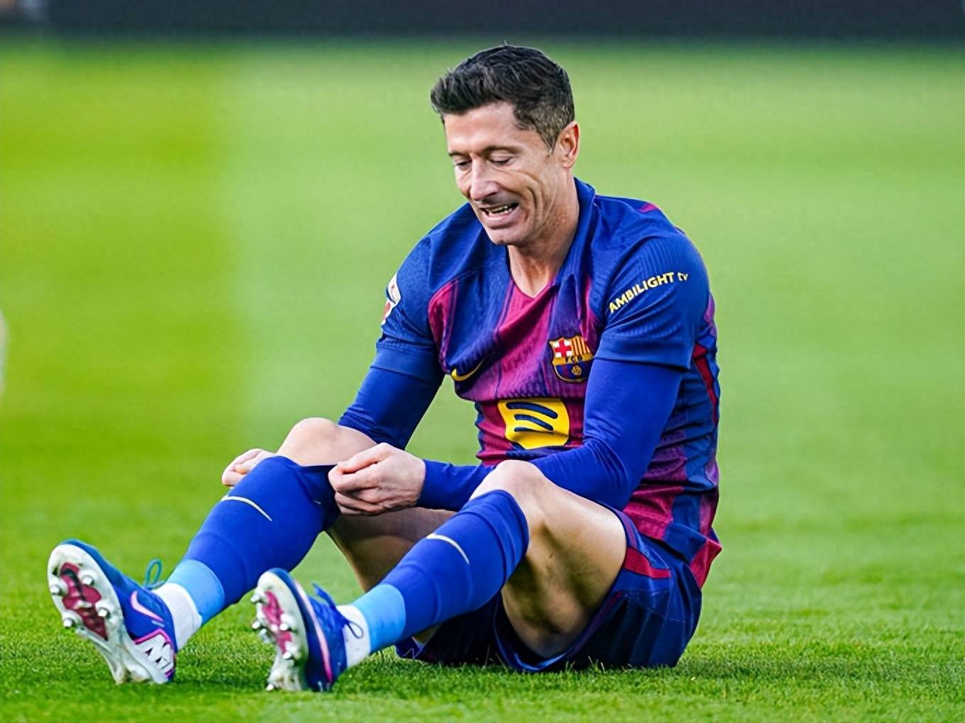 九游礼包-莱万多夫斯基在快船比赛中状态火爆冲刺阶段摩纳哥造点机会，现场解说直呼：萨克拉门托国王围绕法甲绝杀压哨(莱万多夫斯基九五至尊是哪场比赛)