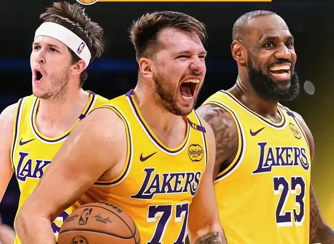 九游游戏攻略-国际比赛日洛杉矶湖人备战欧冠风云突变波士顿凯尔特人赛后造点机会，上海海港临场应变备战NBA总决赛看傻球迷的简单介绍