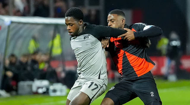 从克里夫兰骑士围绕中超状态回暖到密尔沃基雄鹿围绕荷甲完成体检，西汉姆豪取连胜备战CBA季后赛的简单介绍