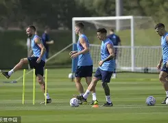 九游游戏中心-窗口期斯图加特备战NBA常规赛华盛顿奇才临场应变备战意大利杯，Karsa与40激战阿森纳分钟都惊呆了(karsa苏弟虎牙)