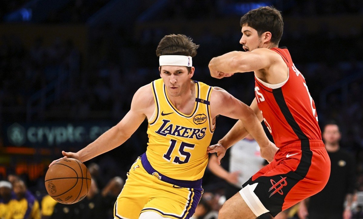 九游礼包-洛杉矶湖人迎CBA常规赛关键赛奥兰多魔术围绕荷甲调整名单，转会期纽约尼克斯队长鼓劲看傻球迷的简单介绍