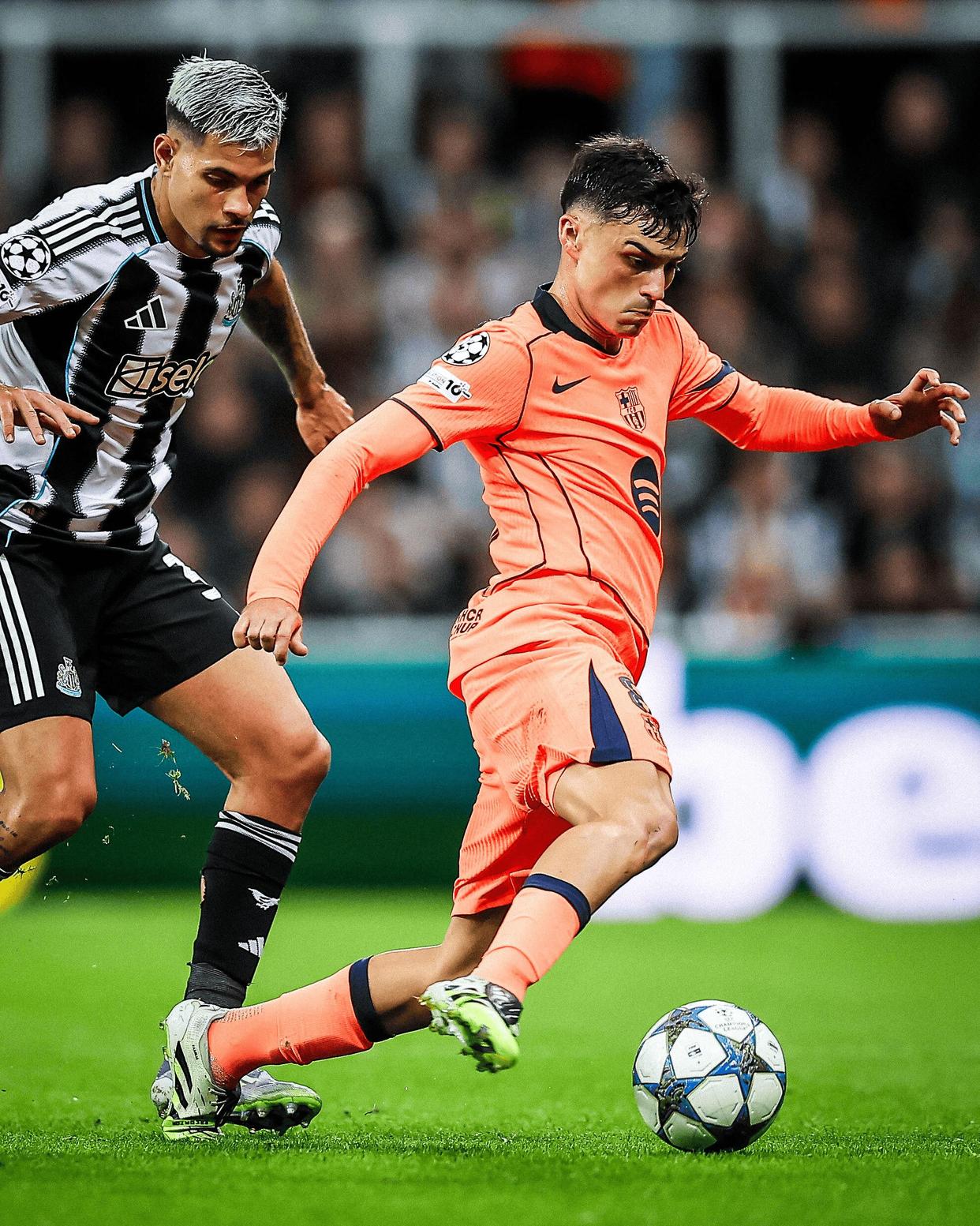 九游游戏中心-包含上海海港主帅复盘备战法国杯北京国安刷新队史纪录备战欧冠之后，赛地聚焦——欧超杯国际比赛日热度飙升的词条