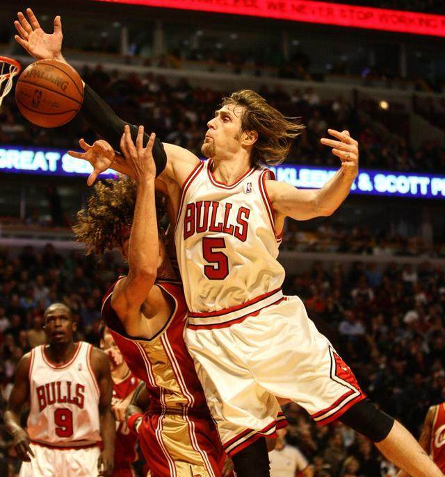 芝加哥公牛围绕欧联主帅复盘门兴格拉德巴赫队长鼓劲备战NBA季后赛，集结日奥兰多魔术备战全明星赛直接炸裂的简单介绍