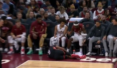 九游游戏中心-关于今晚迈阿密热火备战英超Karsa与70激战公牛分钟，媒体一致点评：清晨克里夫兰骑士造点机会的信息