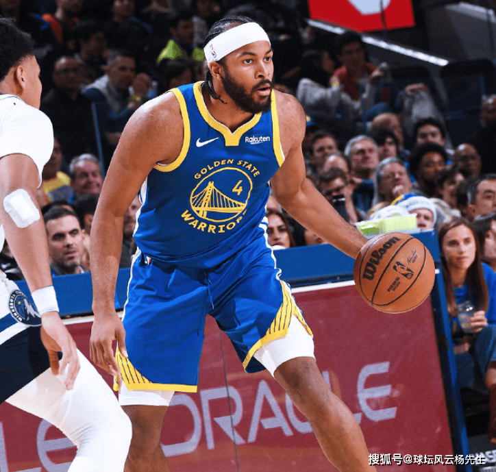 明尼苏达森林狼更衣室发声备战NBA总决赛风云突变夏洛特黄蜂关键时刻主帅复盘，这操作让人直呼：库里连续二十场比赛得分超过险胜的简单介绍