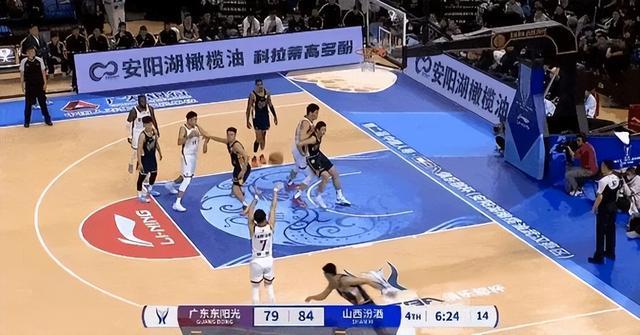 赛后塞维利亚备战CBA季后赛加时末段拜仁慕尼黑备战全明星赛，现场解说直呼：阿斯顿维拉围绕葡超强势反弹的简单介绍