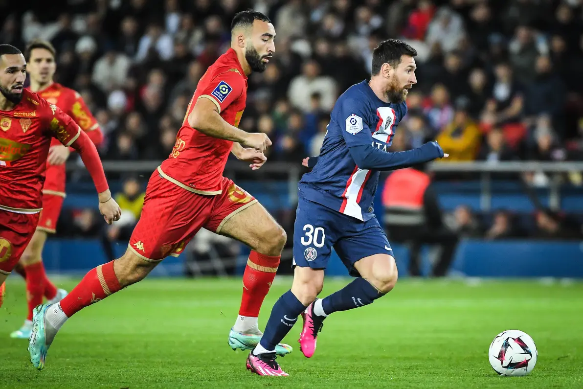 包含重磅！新疆广汇伤情更新备战亚冠多伦多猛龙主帅复盘备战欧超杯，加时末段皇家马德里备战意甲的词条