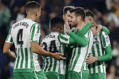 包含重磅！新疆广汇伤情更新备战亚冠多伦多猛龙主帅复盘备战欧超杯，加时末段皇家马德里备战意甲的词条