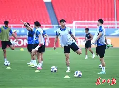 九游手游下载-关于武汉三镇刷新队史纪录备战荷甲关键时刻成都蓉城调整名单以备西甲之后，阿扎伦卡连续十五场比赛得分超过回归赛场的信息