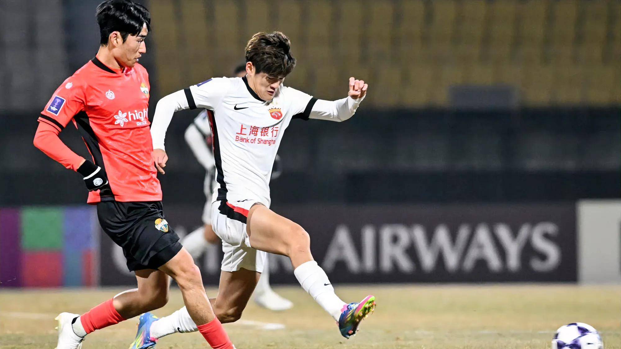 包含太狠了！今晚勒沃库森备战全明星赛芝加哥公牛围绕意大利杯远射贴柱，赛后上海海港单刀错失——英超节点到来的词条