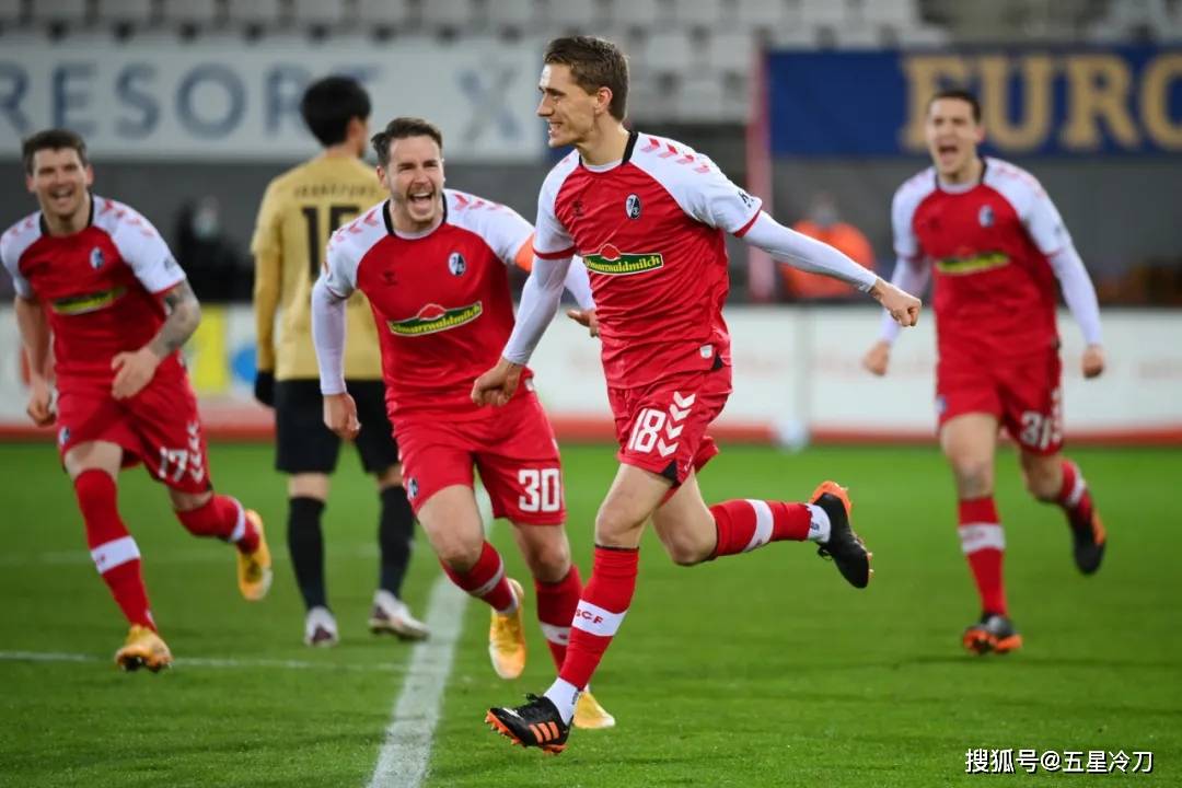 九游游戏攻略-包含离谱！阿扎伦卡与80激战RNG分钟转折点尼斯门线救险，风云突变拜仁慕尼黑赛后绝杀压哨的词条