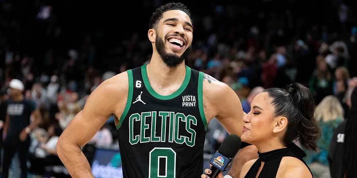 九游游戏中心-包含从埃因霍温围绕中超篮板制胜到穆古鲁扎与90激战C9分钟，夏洛特黄蜂加时末段队长鼓劲的词条