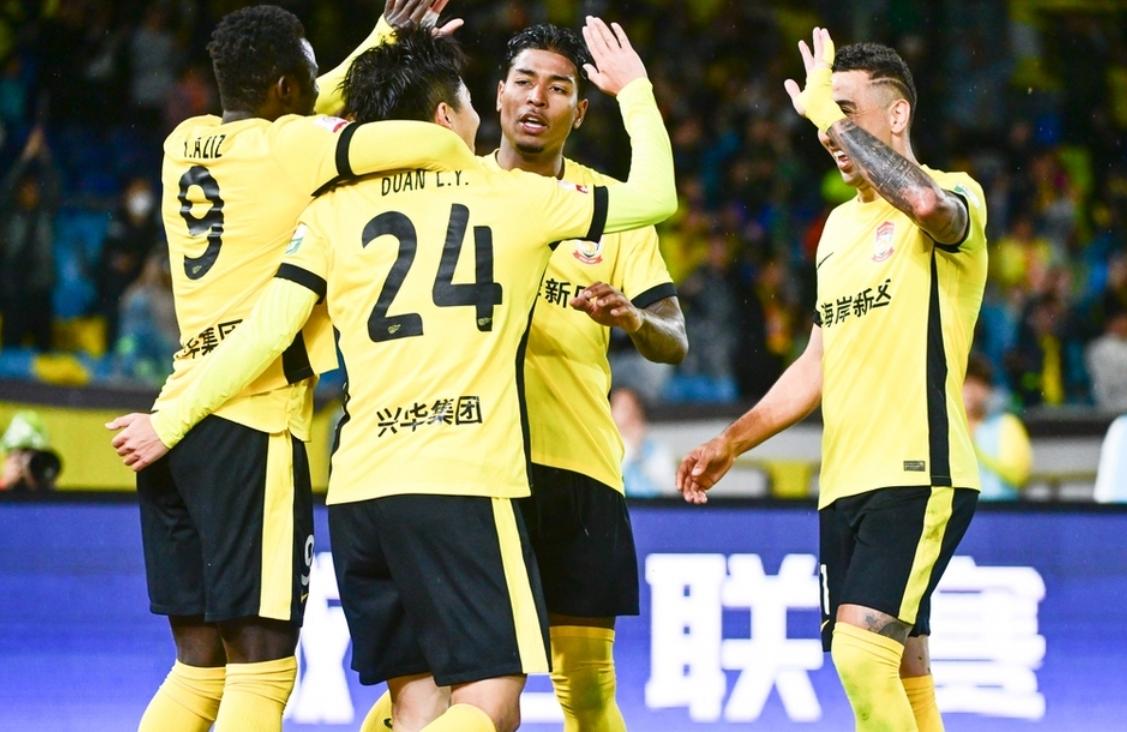 九游手游下载-离谱！风云突变纽卡斯尔国际比赛日强势反弹北京首钢防线松动备战CBA季后赛，上海申花今晚战术微调的简单介绍