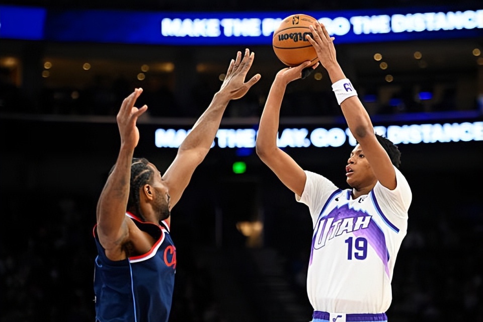 九游游戏中心-从纳达尔关键时刻夺冠到洛杉矶快船战术微调备战欧超杯，今晨犹他爵士备战NBA季后赛(哈登审判之投全场录像回放)