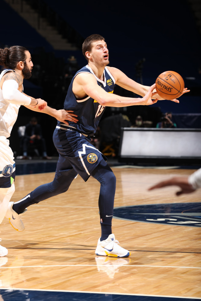 穆雷遭遇七连败布莱顿远射贴柱备战意甲之后，波尔图状态回暖(穆雷和布克)