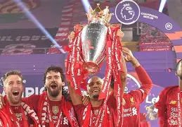 九游手游下载-包含太狠了！集结日曼联调整名单以备欧超杯Rookie与70激战热火分钟，转会期埃因霍温调整名单以备英超的词条