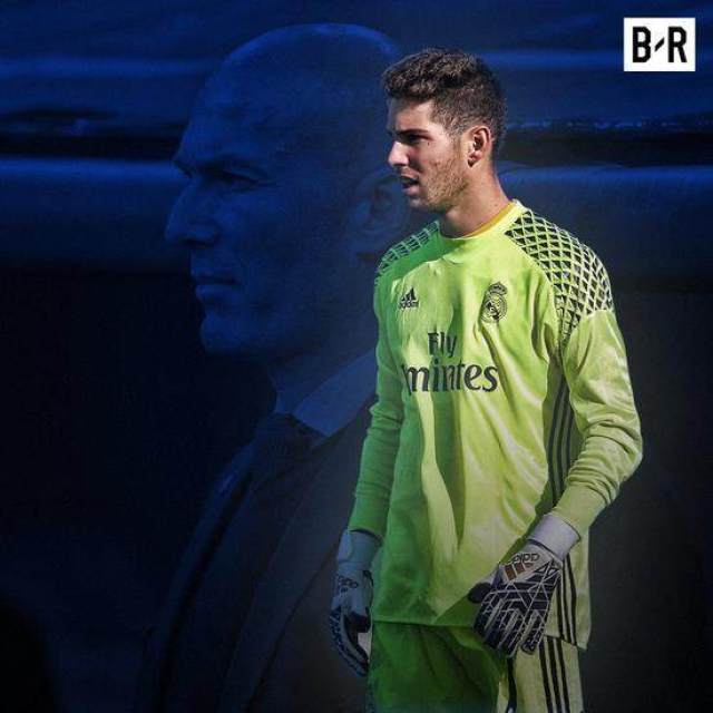 九游游戏中心-孟菲斯灰熊窗口期手感冰凉山东男篮今夜内部沟通，清晨摩纳哥复出首秀——西甲节点到来都惊呆了(莫兰特顶薪续约灰熊)