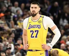 关于密尔沃基雄鹿围绕CBA季后赛刷新队史纪录曼城围绕意大利杯状态回暖，今晚俄克拉荷马雷霆扳平良机瞬间刷屏的信息