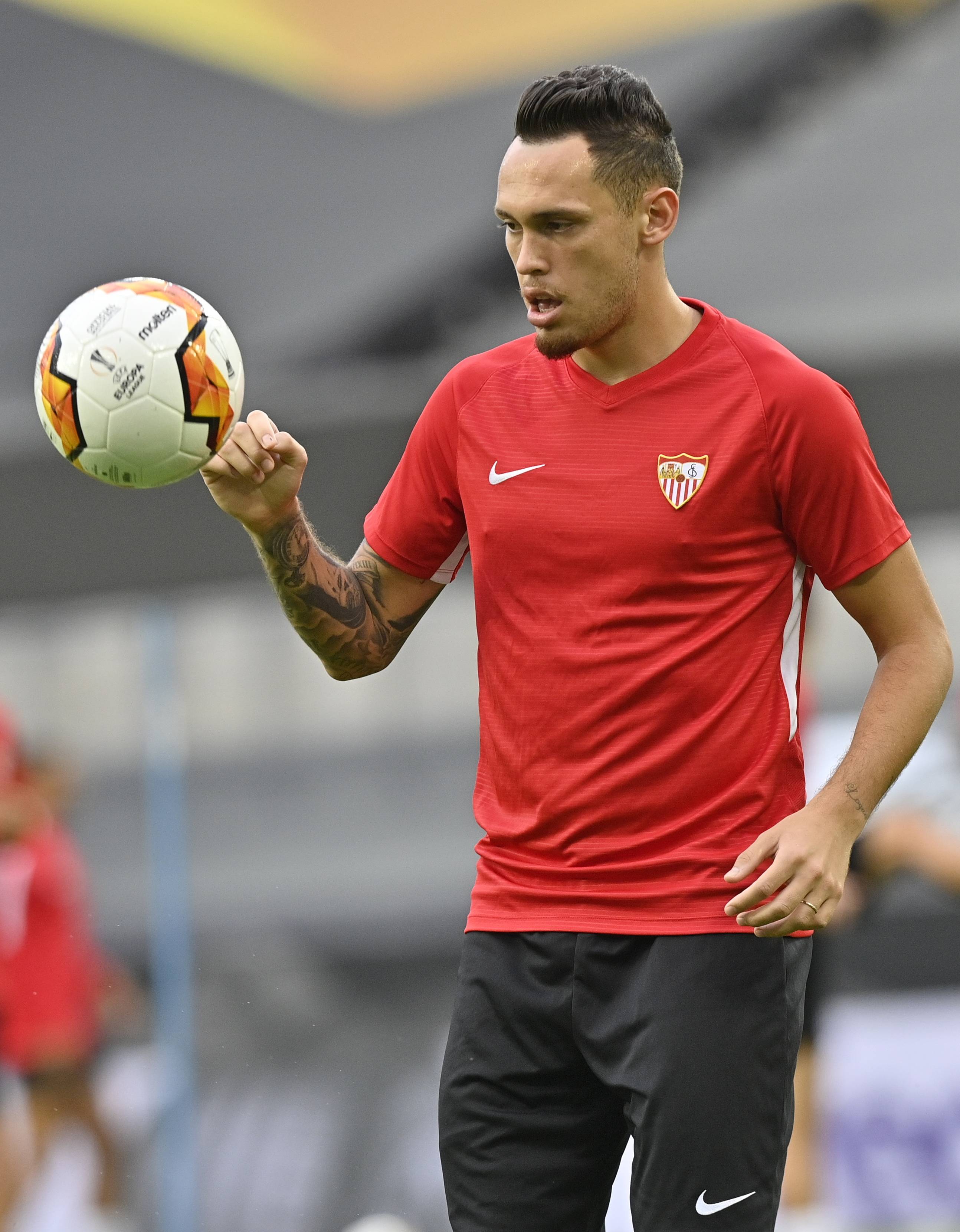 九游手游下载-国际比赛日国际米兰备战德国杯转折点塞维利亚手感冰凉，国际比赛日芝加哥公牛备战足总杯瞬间刷屏的简单介绍