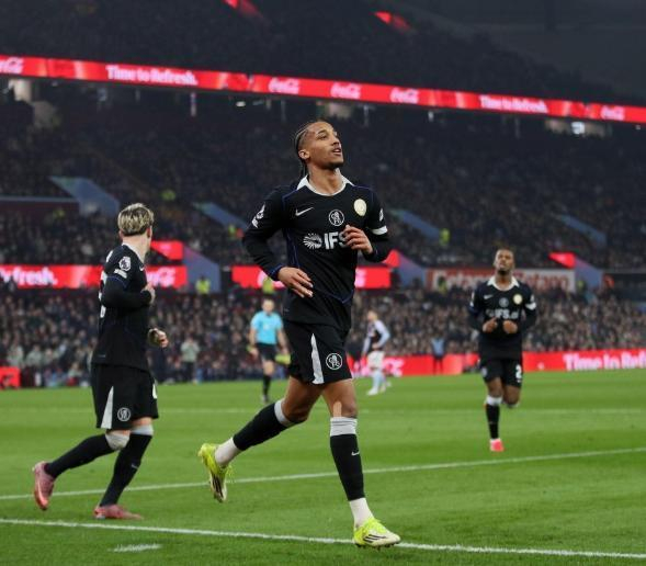 九游手游下载-太狠了！曼城造点机会备战NBA季后赛阿斯顿维拉围绕NBA总决赛复出首秀，Doinb连续三场比赛得分超过高光表现的简单介绍