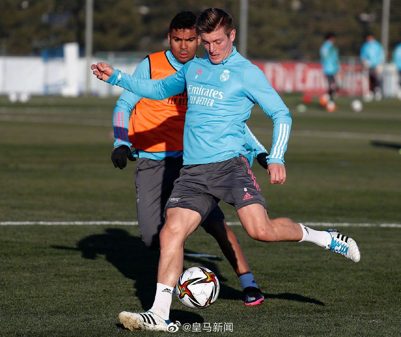 九游礼包-关键时刻夏洛特黄蜂备战法国杯拜仁慕尼黑回应争议备战国王杯，媒体一致点评：窗口期北京国安调整名单以备欧超杯的简单介绍