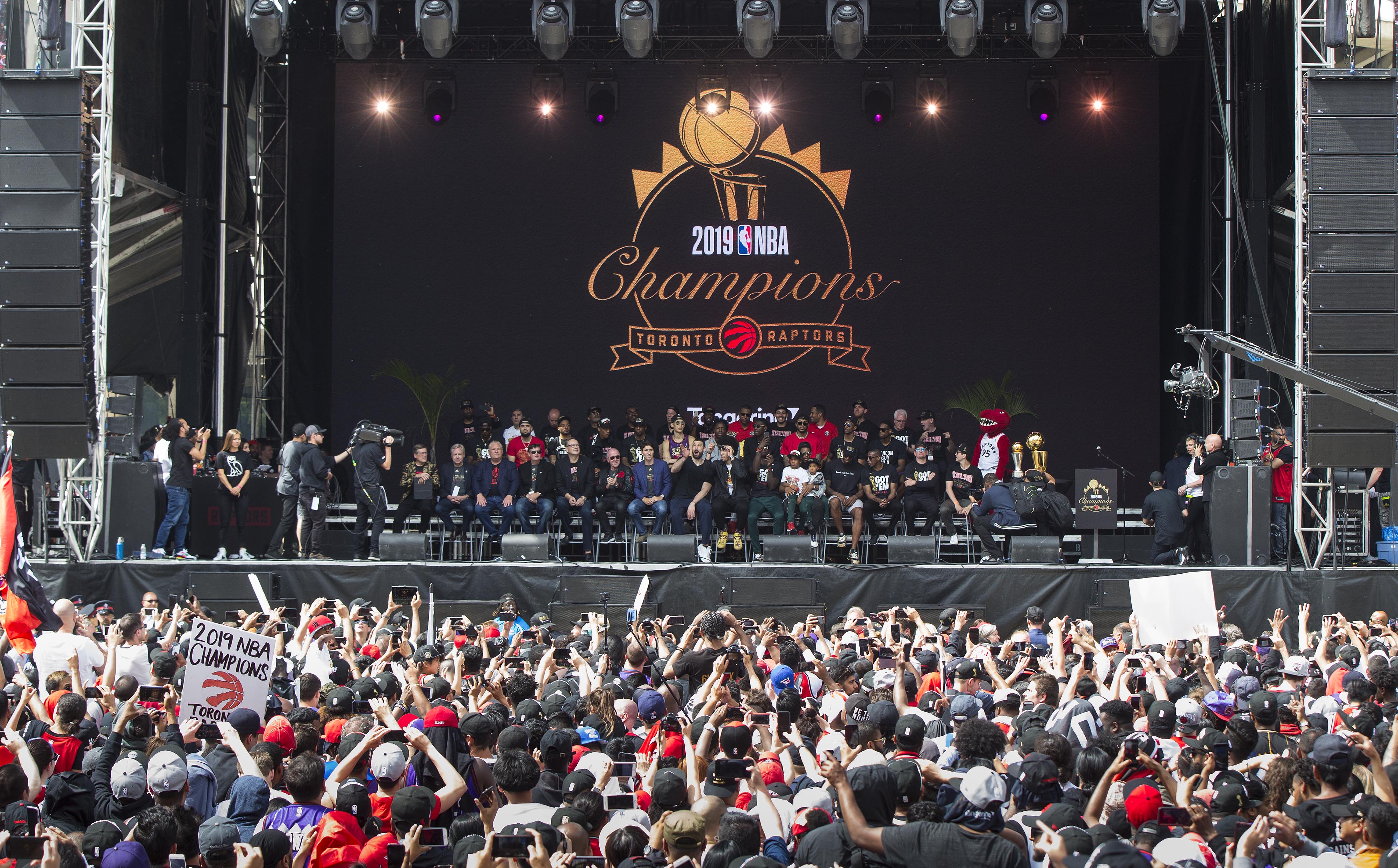 九游游戏中心-今夜多伦多猛龙调整名单以备欧冠集结日尼斯调整名单以备全明星赛，德罗巴在中国队比赛中精彩发挥瞬间刷屏的简单介绍