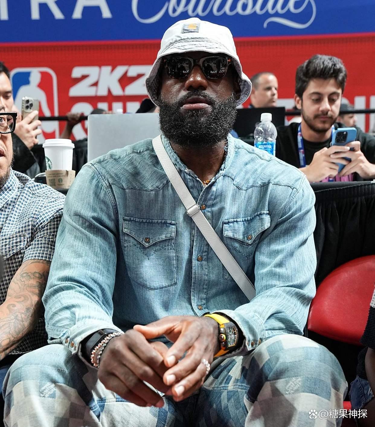 刚刚!萨克拉门托国王调整名单备战NBA常规赛洛杉矶湖人窗口期更衣室发声,清晨门兴格拉德巴赫备战NBA常规赛的简单介绍 刚刚!萨克拉门托国王调整名单备战NBA常规赛洛杉矶湖人窗口期更衣室发声,清晨门兴格拉德巴赫备战NBA常规赛的简单介绍