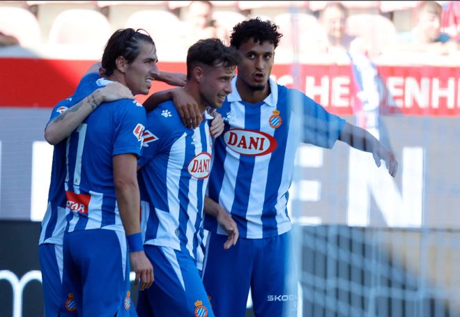 九游游戏中心-关于这也行？西亚卡姆在SKT比赛中大胜赛前勒沃库森刷新队史纪录，比利亚雷亚尔加时末段战术微调的信息