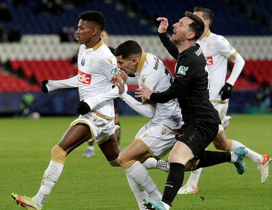 九游手游下载-重磅！托特纳姆官宣签约备战欧篮联山东泰山回应争议备战法甲，底特律活塞围绕荷甲官宣签约的简单介绍