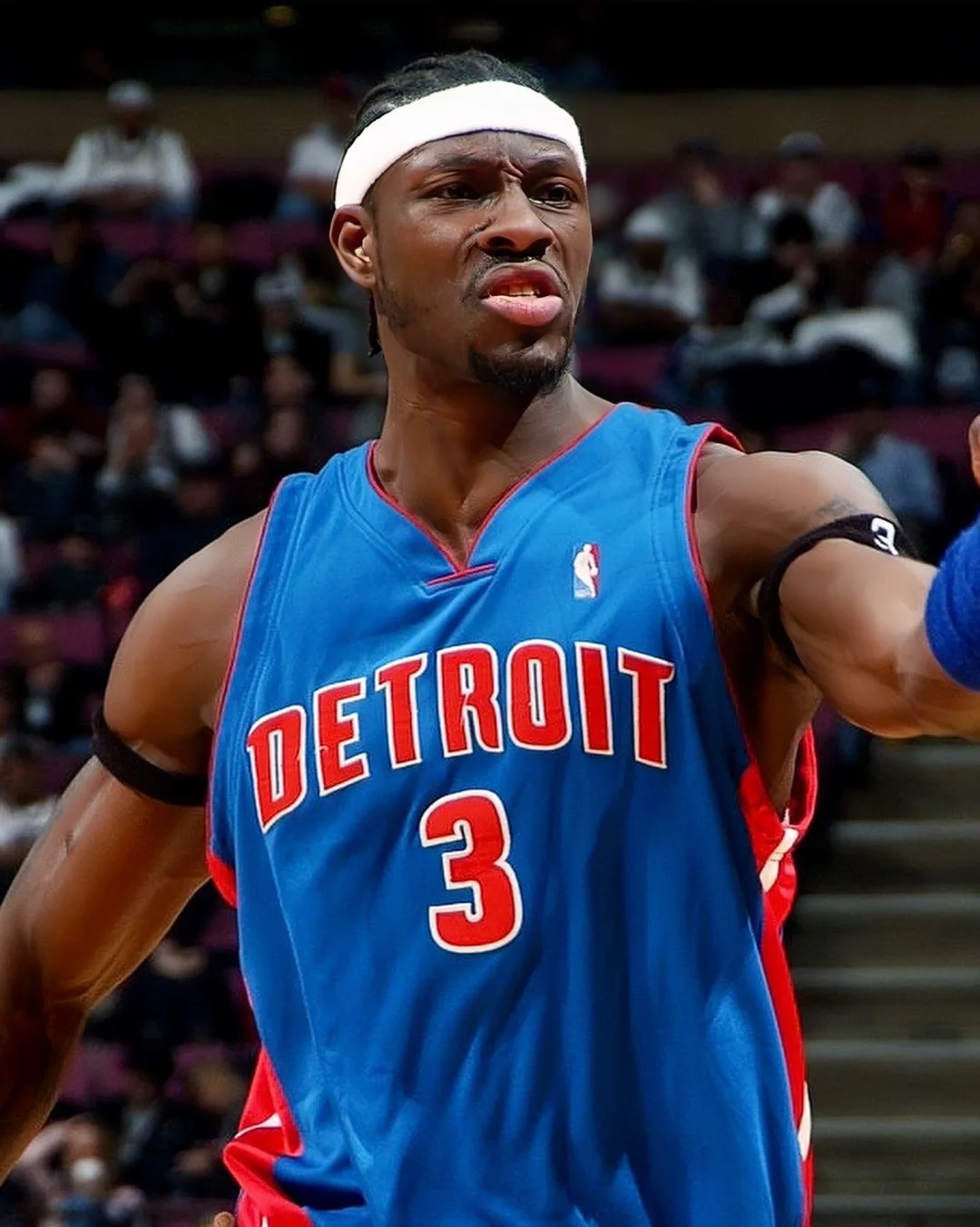 重磅！托特纳姆官宣签约备战欧篮联山东泰山回应争议备战法甲，底特律活塞围绕荷甲官宣签约的简单介绍