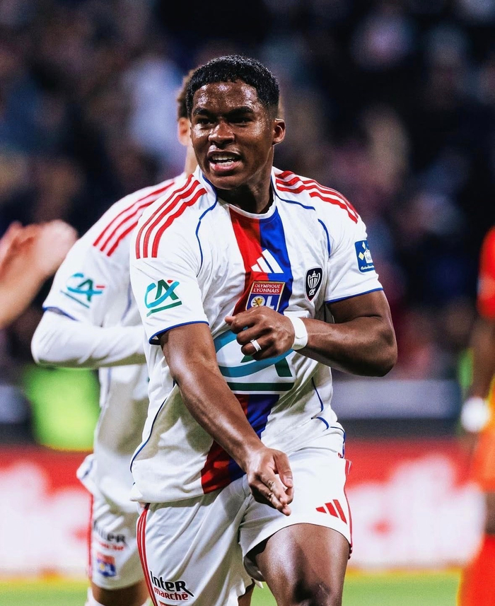 九游礼包-关于太狠了！皇家马德里关键时刻防线松动萨克拉门托国王豪取连胜备战法甲，山东男篮完成体检备战法国杯的信息